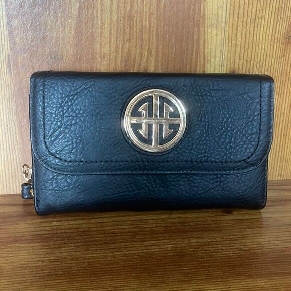 Women’s Black Wristlet Zipper Compartment Credit card holder Black Clutch - Picture 1 of 4